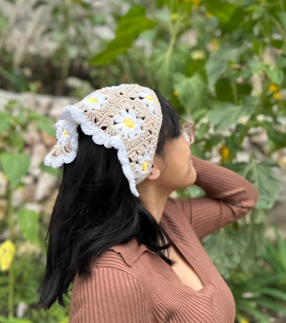 Daisy Flower Bandana
